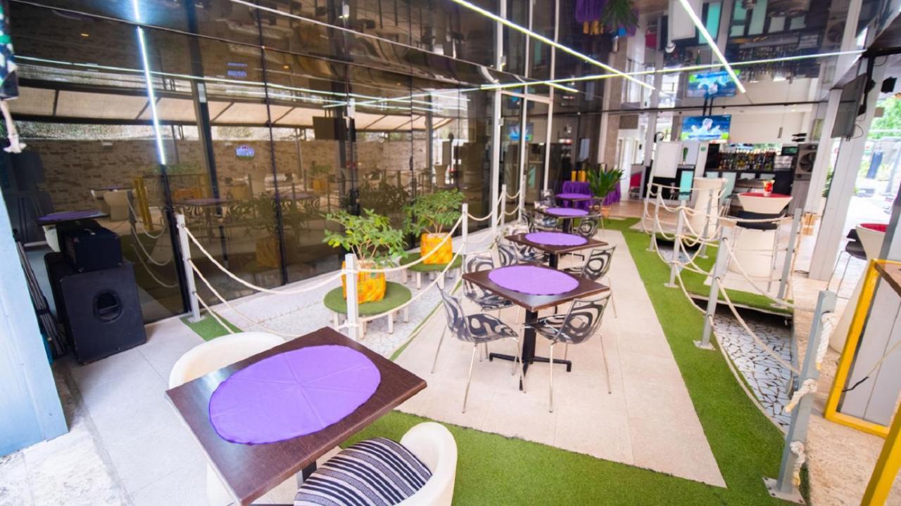 Sv Chrome Hotel Abuja Exterior photo