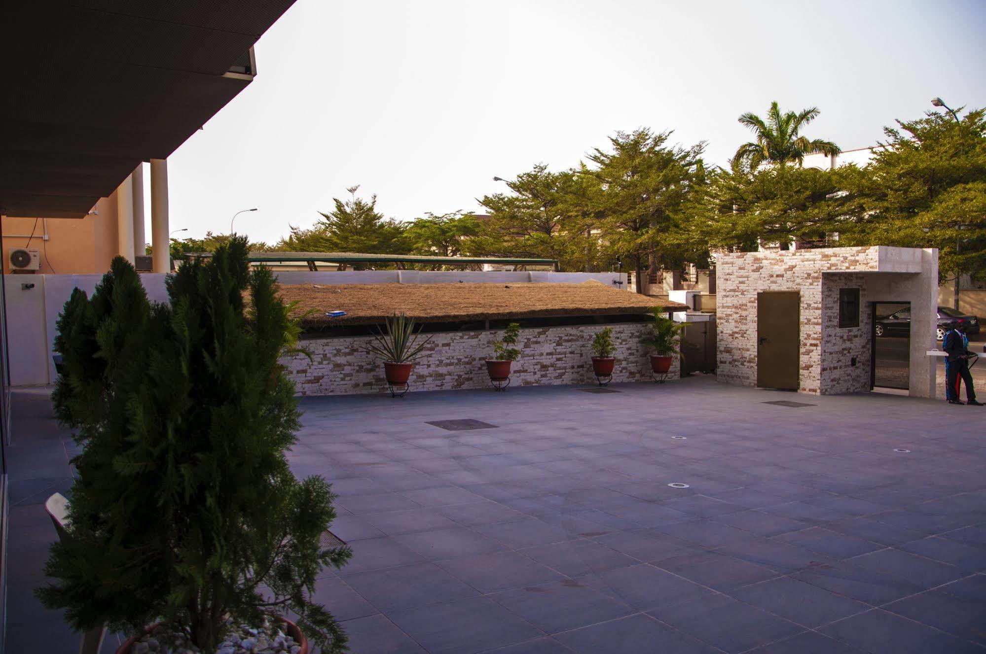 Sv Chrome Hotel Abuja Exterior photo